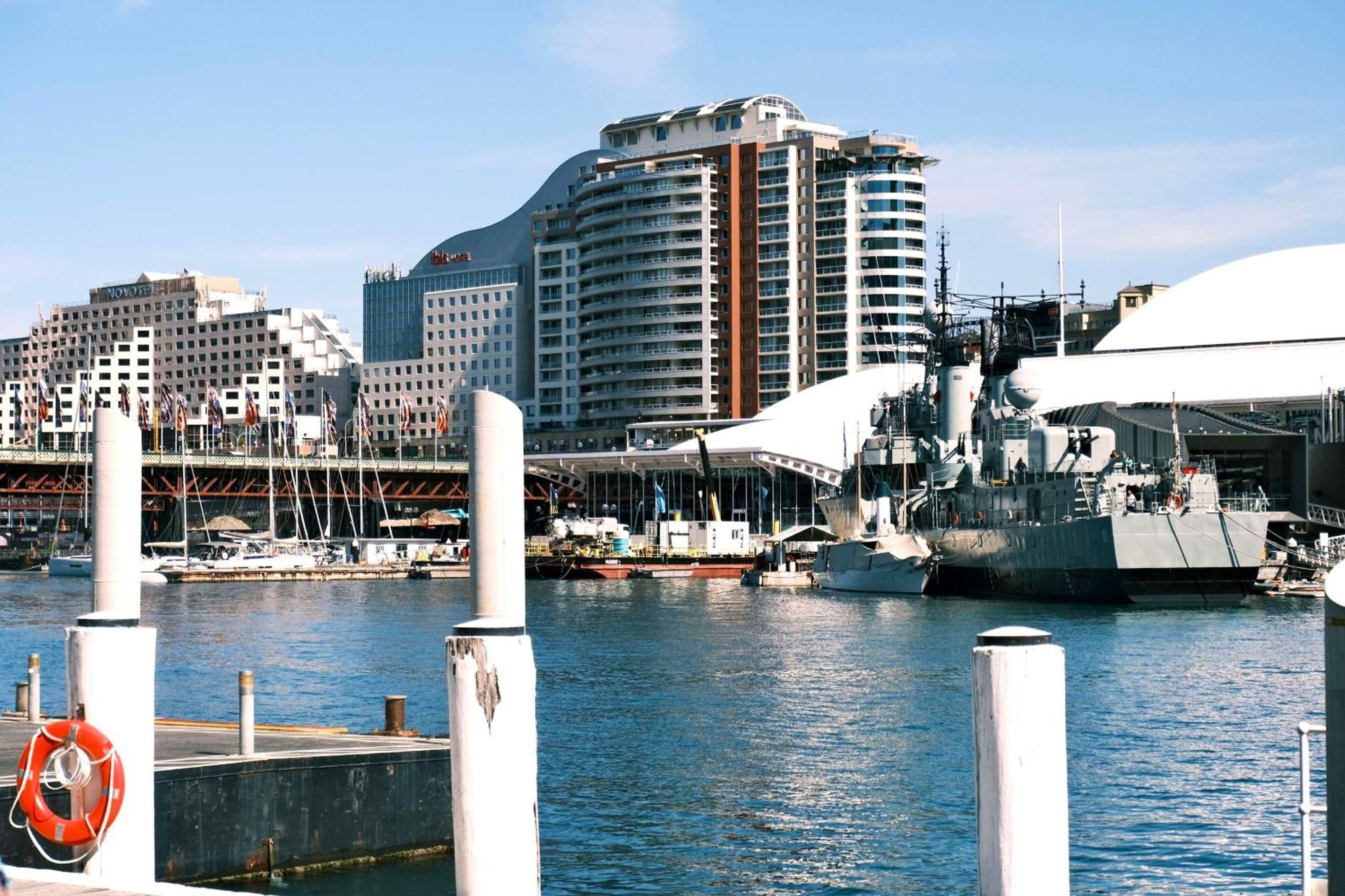 Metro Apartments On Darling Harbour Sydney Esterno foto