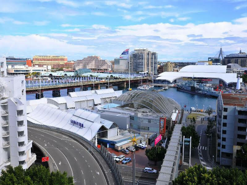 Metro Apartments On Darling Harbour Sydney Esterno foto